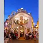 Acapulco Playa -nerja نيرخا